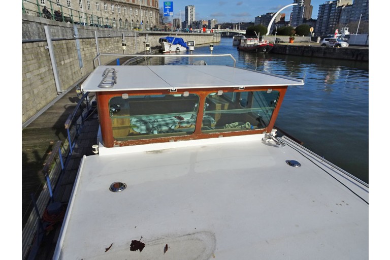 Fahrendes Wohnschiff 19.81