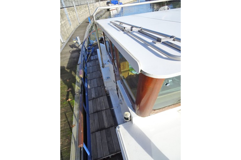 Fahrendes Wohnschiff 19.81