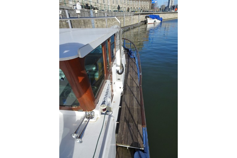 Fahrendes Wohnschiff 19.81