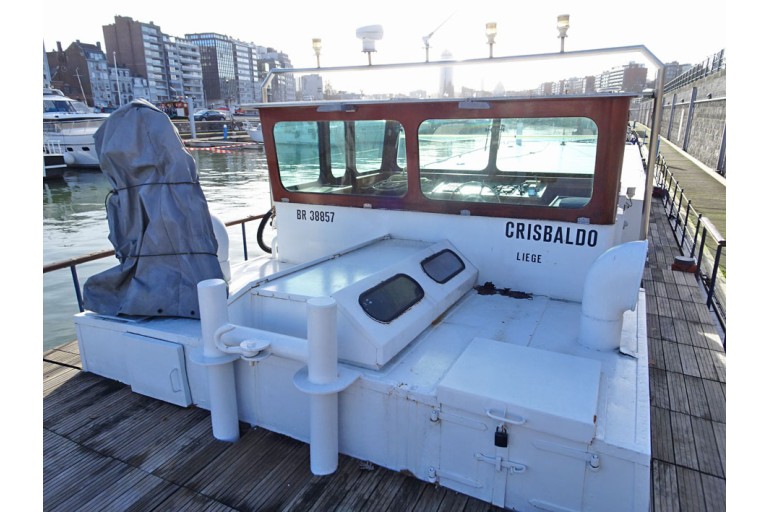 Fahrendes Wohnschiff 19.81