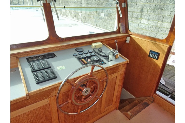 Fahrendes Wohnschiff 19.81