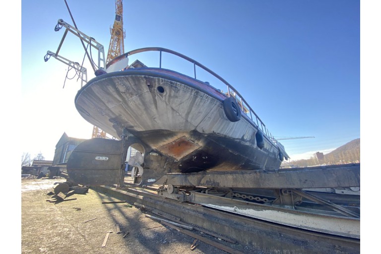 Fahrendes Wohnschiff 19.81