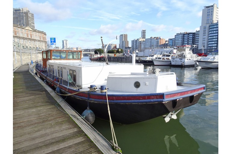 Fahrendes Wohnschiff 19.81