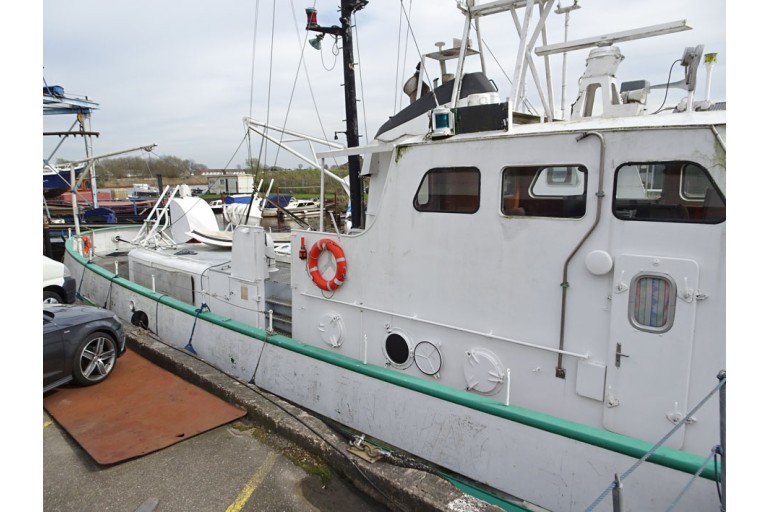 Lürssen ex German Customs boat 28.71, ES-TRIN certified