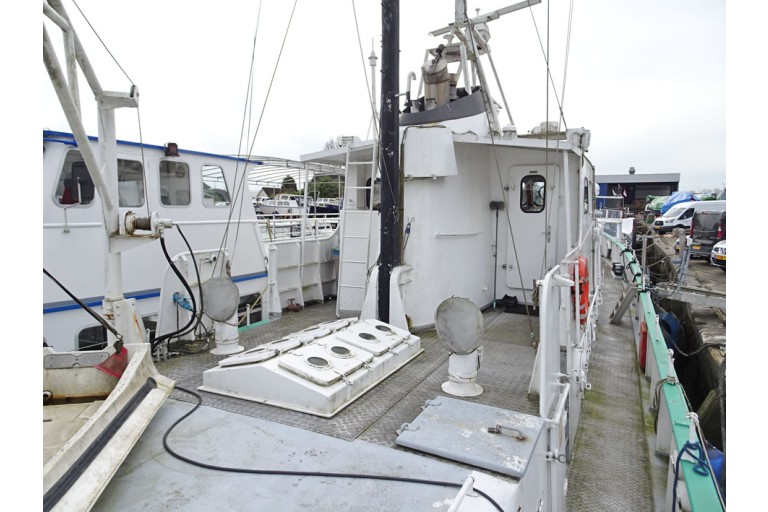 Lürssen ex German Customs boat 28.71, ES-TRIN certified