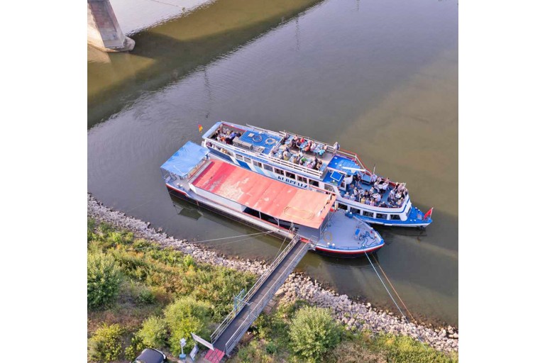 Passenger vessel 221 pax, Rhine certificated