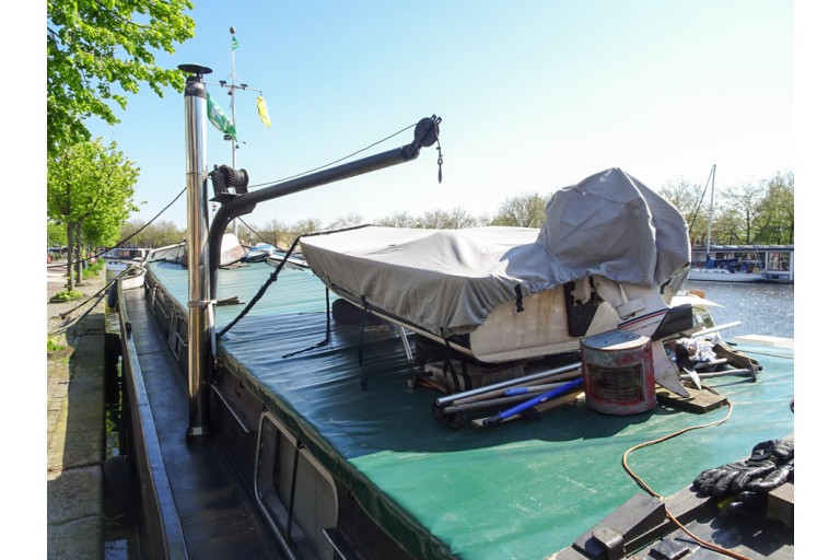 Dutch Barge 25.99 with TRIWV