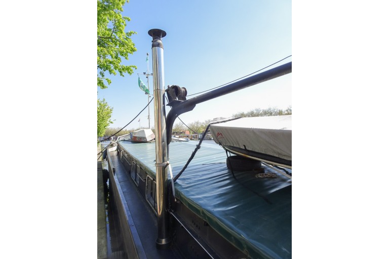 Dutch Barge 25.99 with TRIWV