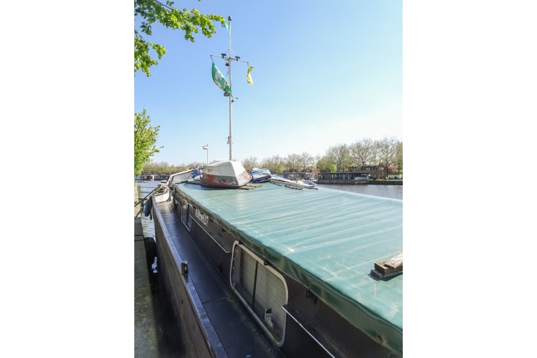 Dutch Barge 25.99 with TRIWV