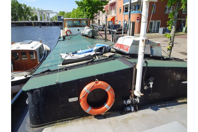 Dutch Barge 25.99 with TRIWV