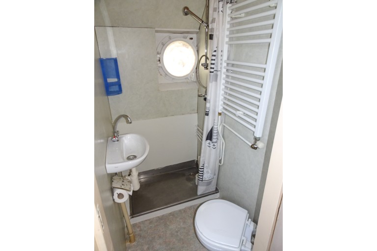 Varend Woonschip 17.16