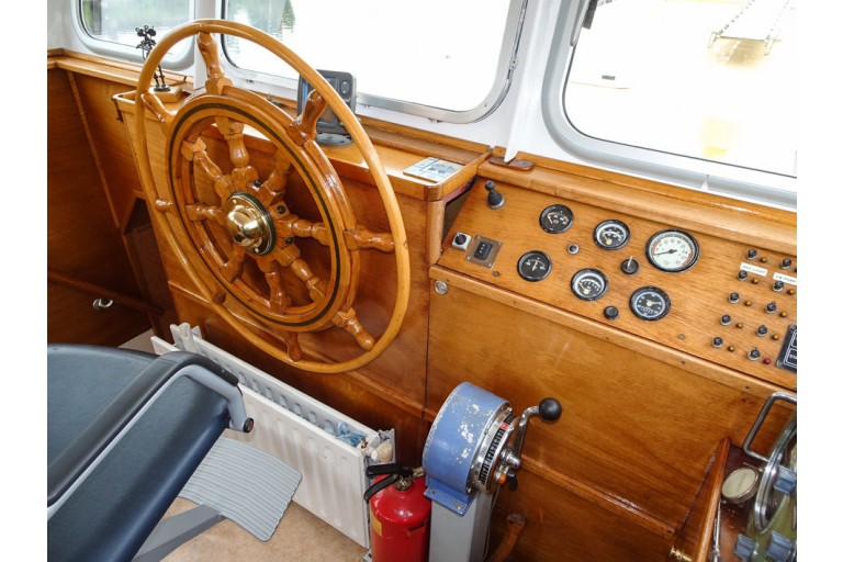 Varend Woonschip 17.16