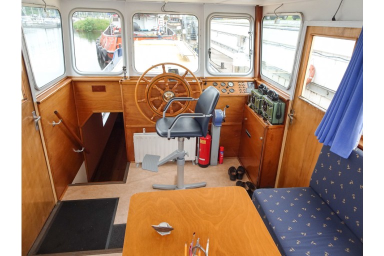 Varend Woonschip 17.16