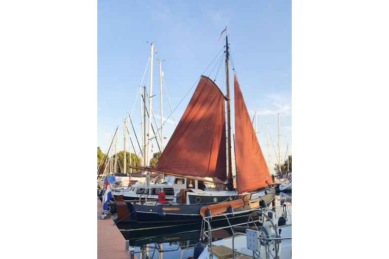 Dutch Sailingbarge 9.50