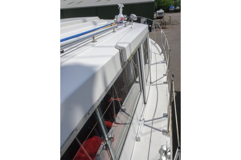 Broom 37 Continental TSDY