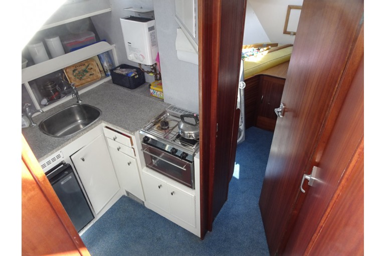 Broom 37 Continental TSDY