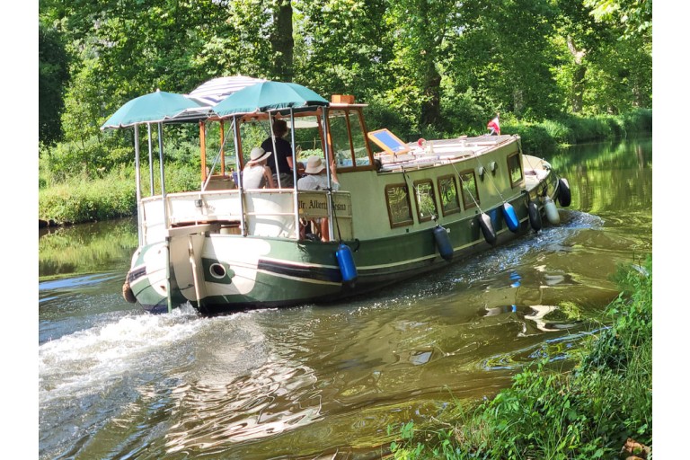 Dutch Barge Skutsje 13.78