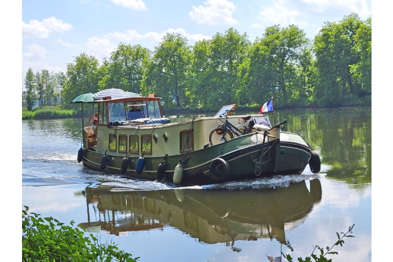 Dutch Barge Skutsje 13.78