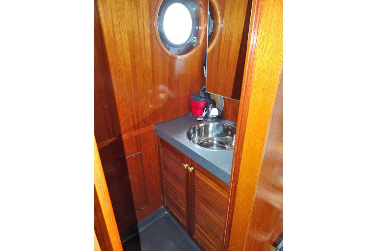 Dutch Barge Skutsje 13.78