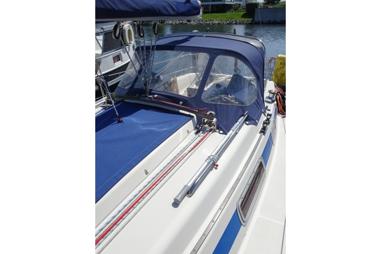 Bavaria 30 plus