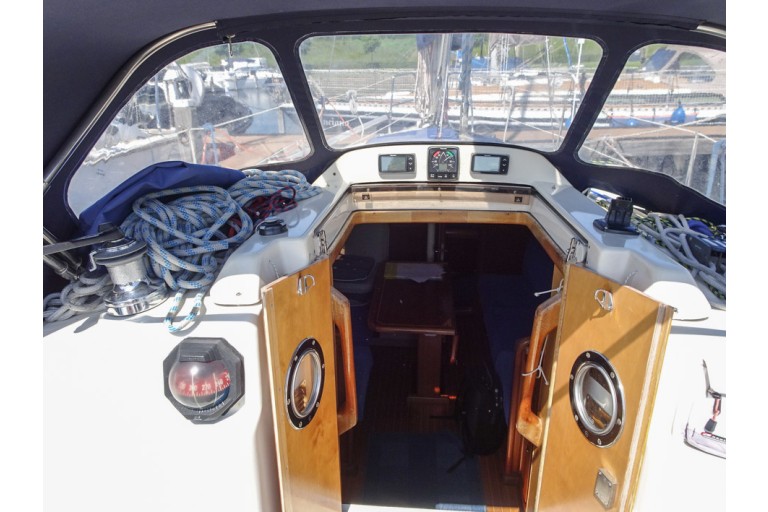 Bavaria 30 plus