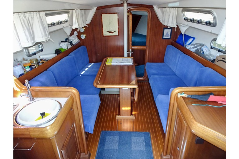 Bavaria 30 plus