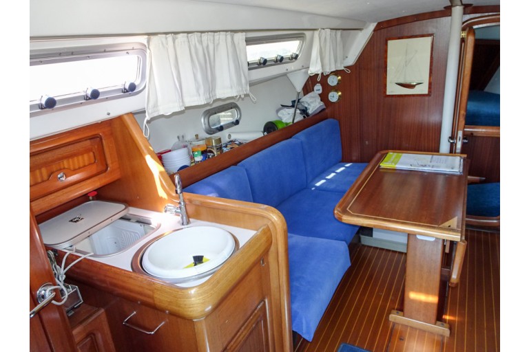 Bavaria 30 plus