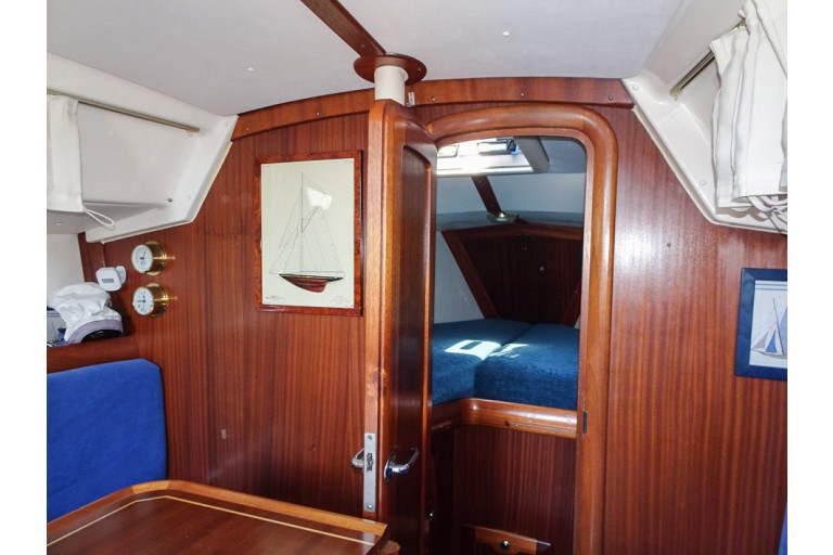 Bavaria 30 plus
