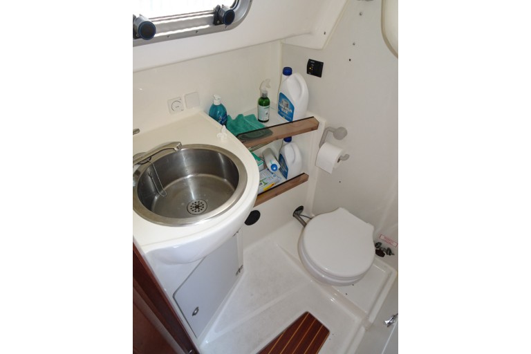 Bavaria 30 plus