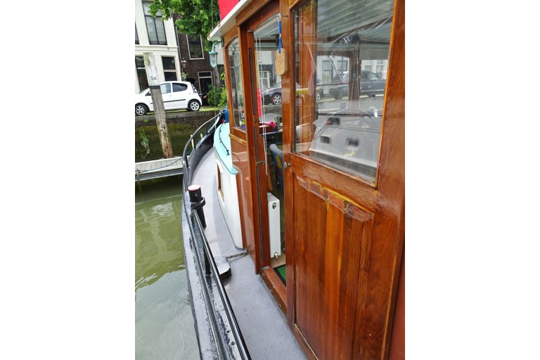 Tugboat 12.88, Elisa