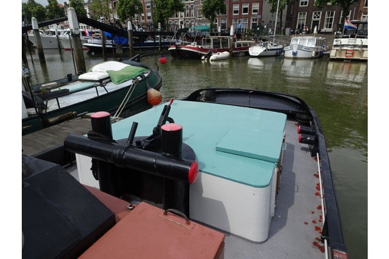 Tugboat 12.88, Elisa