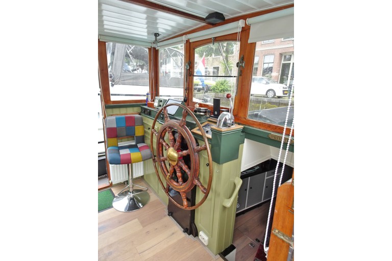 Tugboat 12.88, Elisa