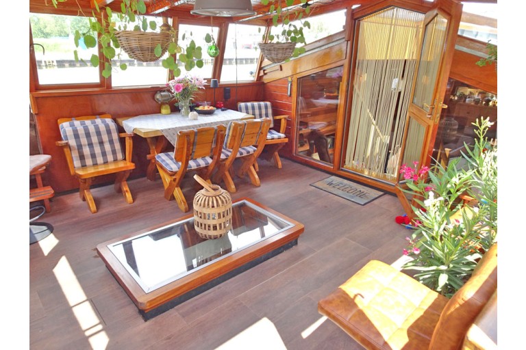Spits B&B Varend Woonschip 39.09 met CvO