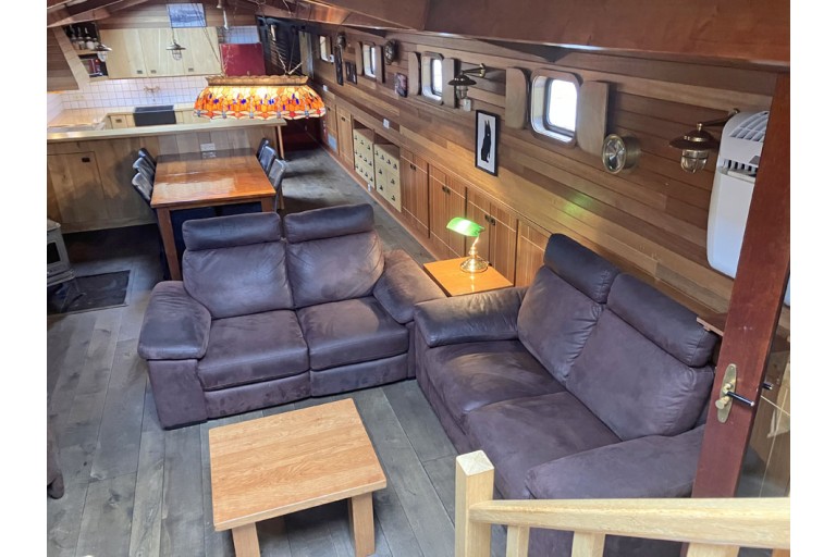 Spits B&B Varend Woonschip 39.09 met CvO