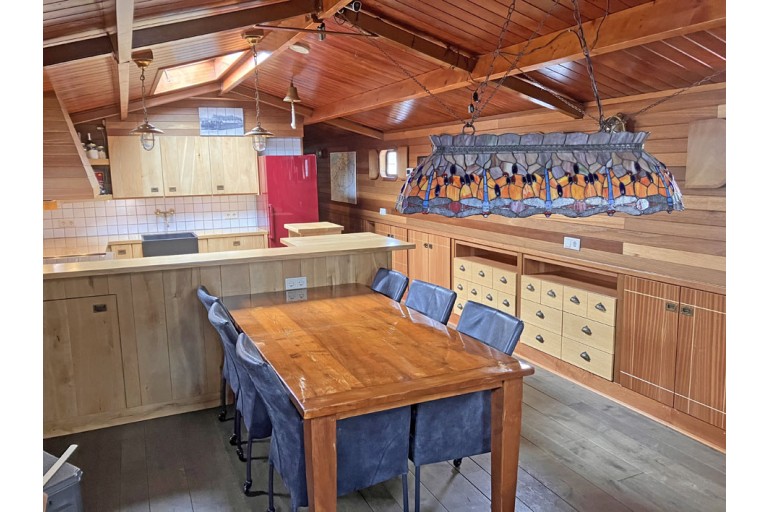 Spits B&B Varend Woonschip 39.09 met CvO