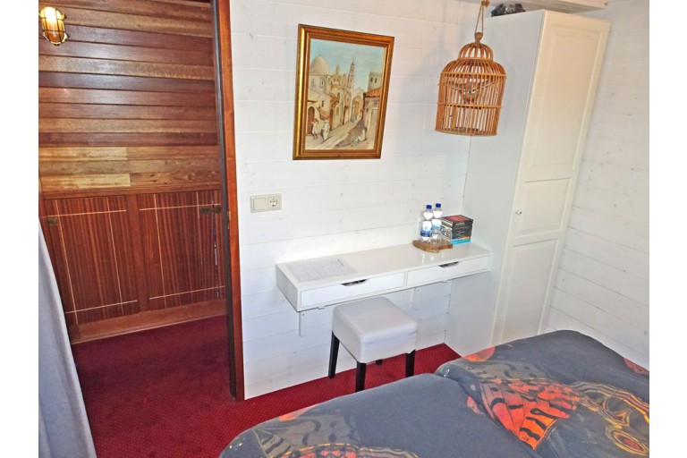Spits B&B Varend Woonschip 39.09 met CvO