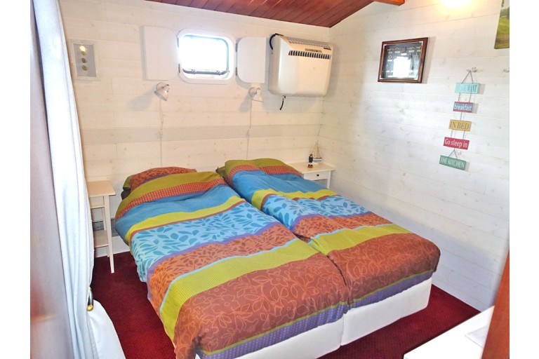 Spits B&B Varend Woonschip 39.09 met CvO