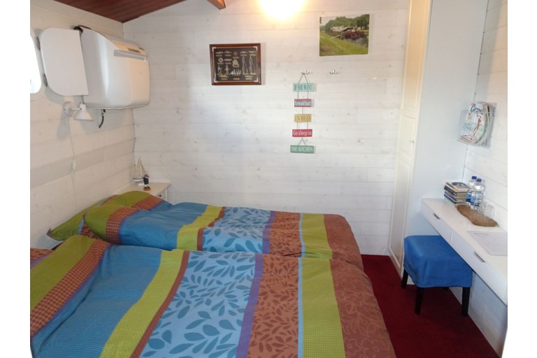 Spits B&B Varend Woonschip 39.09 met CvO