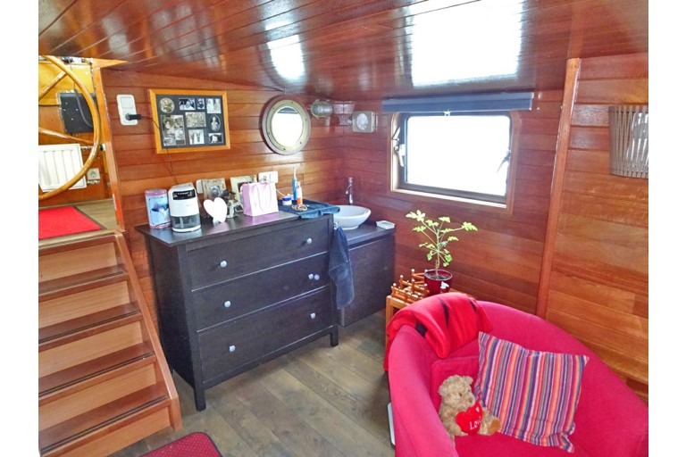 Spits B&B Varend Woonschip 39.09 met CvO