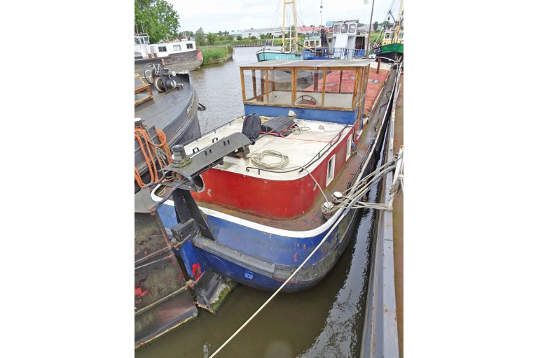 Live Aboard Dutch Tjalk 21.70