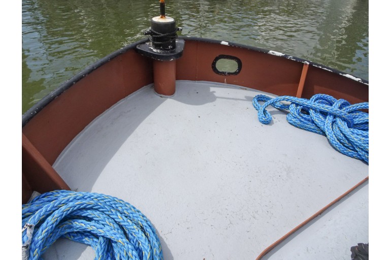Sleepboot / Blusboot Bambi 16.58 met UBC
