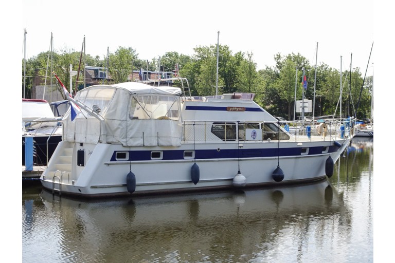 Hemmes 49 flybridge