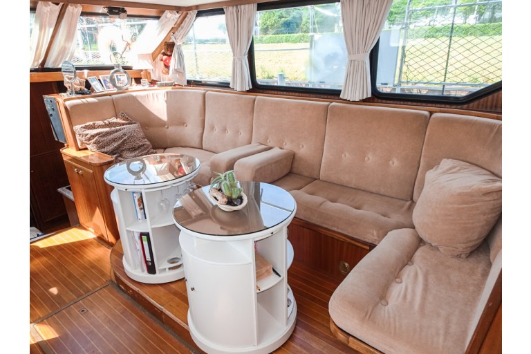 Hemmes 49 flybridge