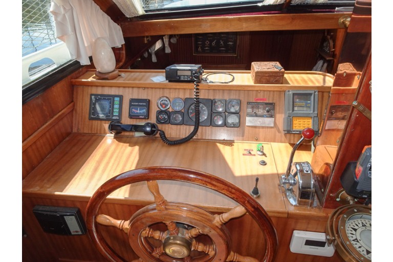 Hemmes 49 flybridge