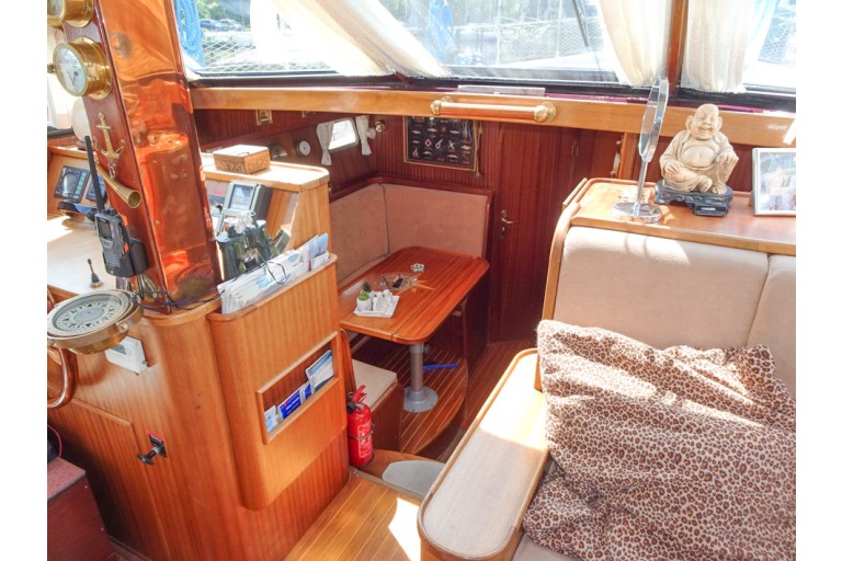 Hemmes 49 flybridge