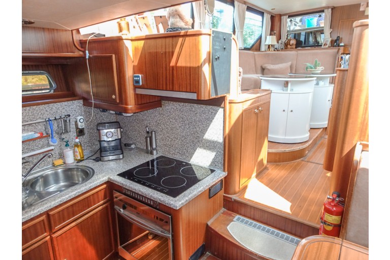 Hemmes 49 flybridge