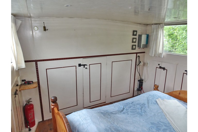 Dutch Barge 19.70