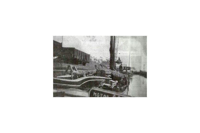 Dutch Barge Motortjalk 16.59