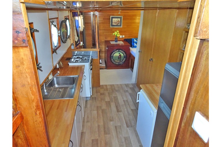 Dutch Barge Motortjalk 16.59