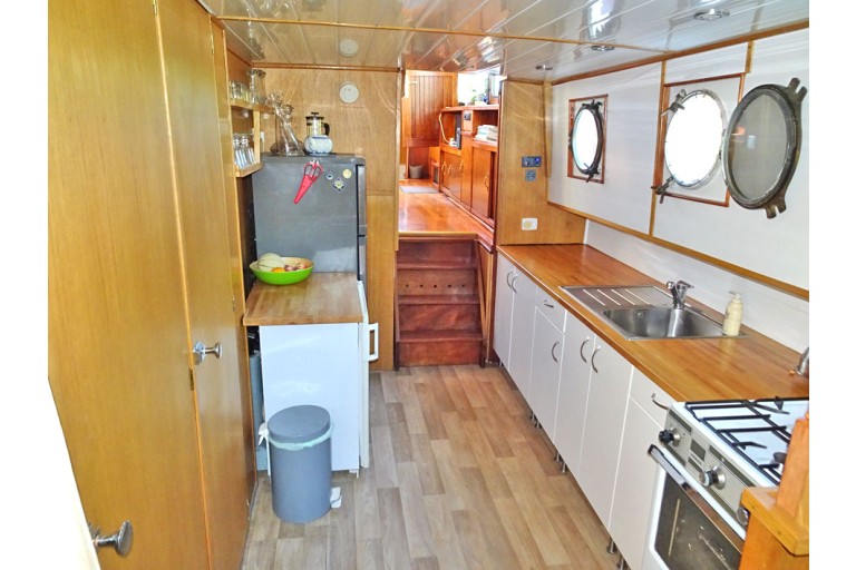 Dutch Barge Motortjalk 16.59